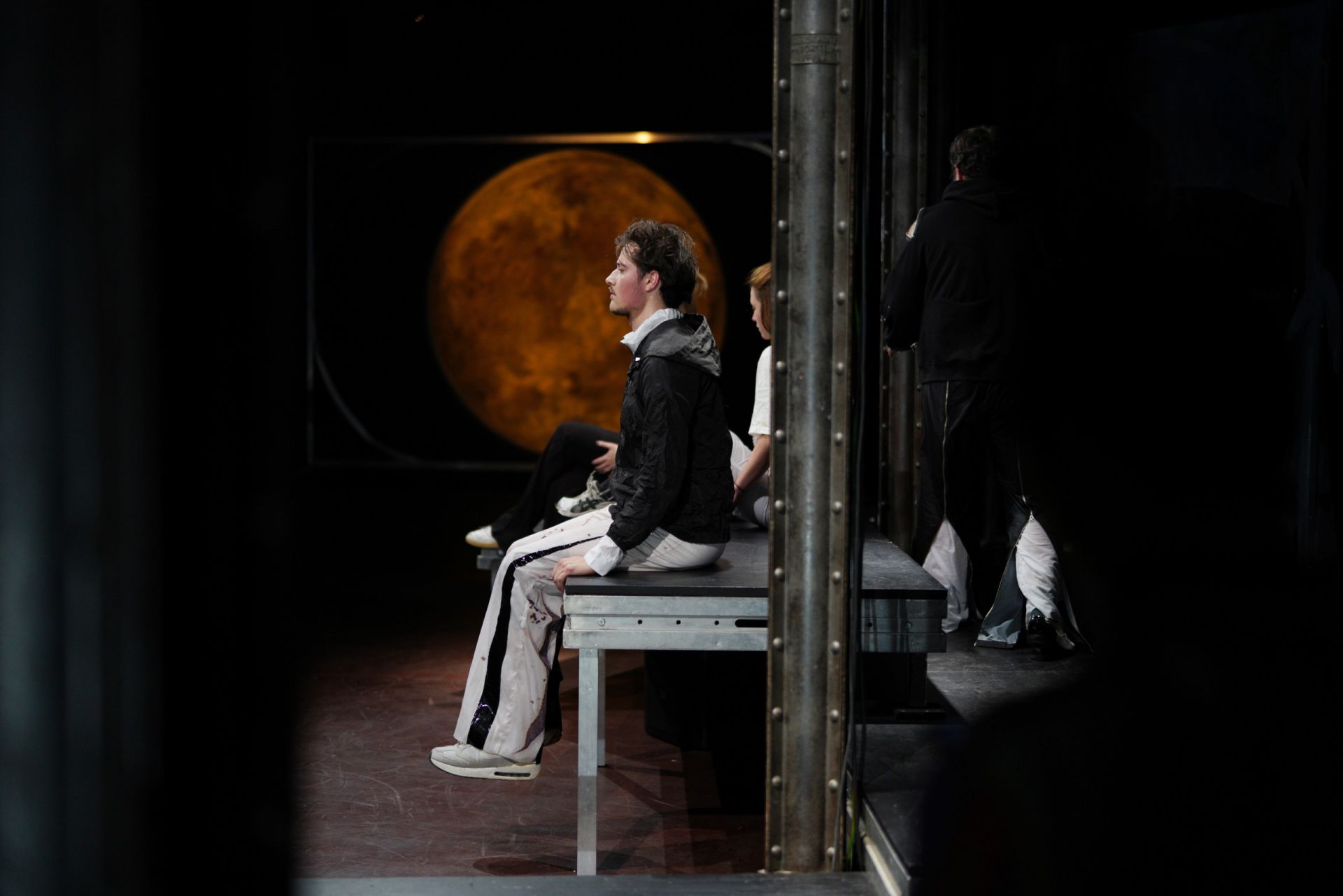 THEATER & PERFORMANCE
